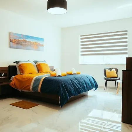 Luxurious Gozo Apartment, Qala Exterior photo