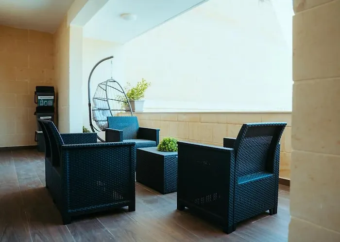 Luxurious Gozo Apartment, Qala